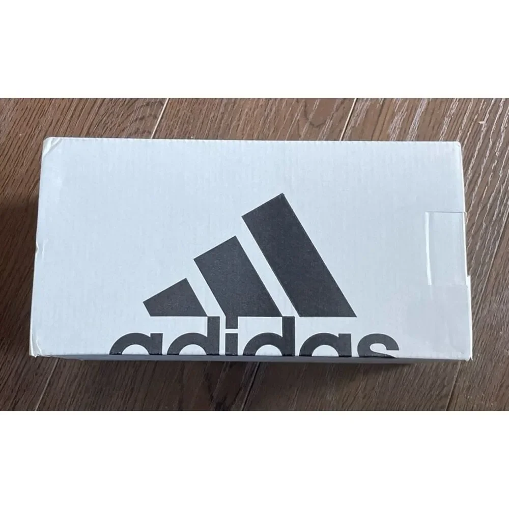 Adidas empty‎ shoe box